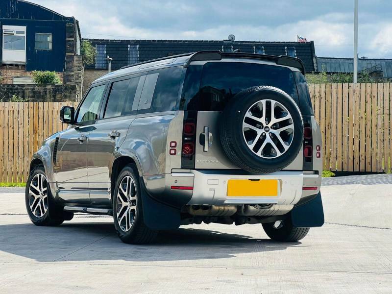 Land Rover Defender 110 3.0 D250 Xs Edition 110 - 2024 24 L1KWJ Silver #3