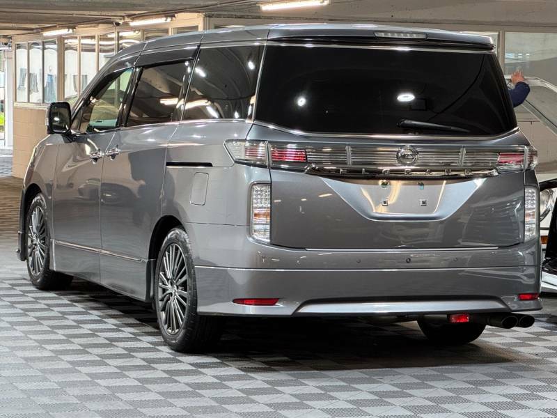Nissan Elgrand 2.5 250 Highway Star Premium Euro 6 - 2021 70 TE5042 Grey #3