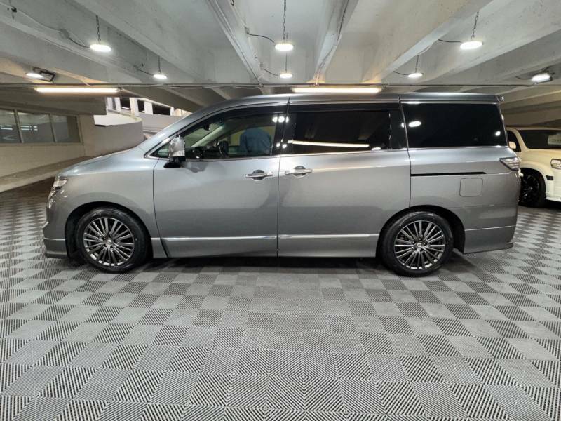 Nissan Elgrand 2.5 250 Highway Star Premium Euro 6 - 2021 70 TE5042 Grey #2