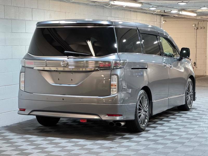 Nissan Elgrand 2.5 250 Highway Star Premium Euro 6 - 2021 70 TE5042 Grey #4