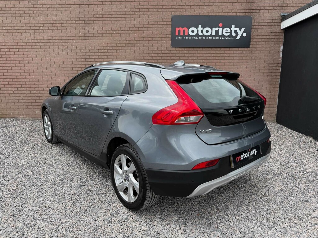 Volvo V40 Cross Country Cross Country Luxury Nav D2  #2
