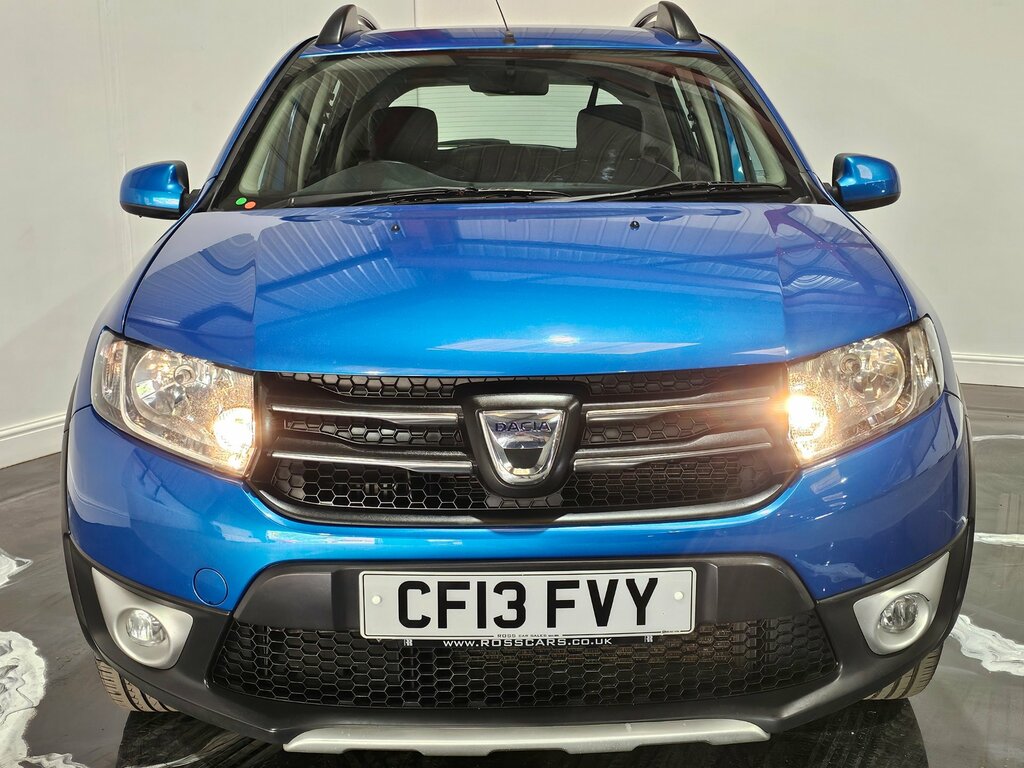 Dacia Sandero Stepway 0.9 Tce Laureate Hatchback Euro CF13FVY Blue #2