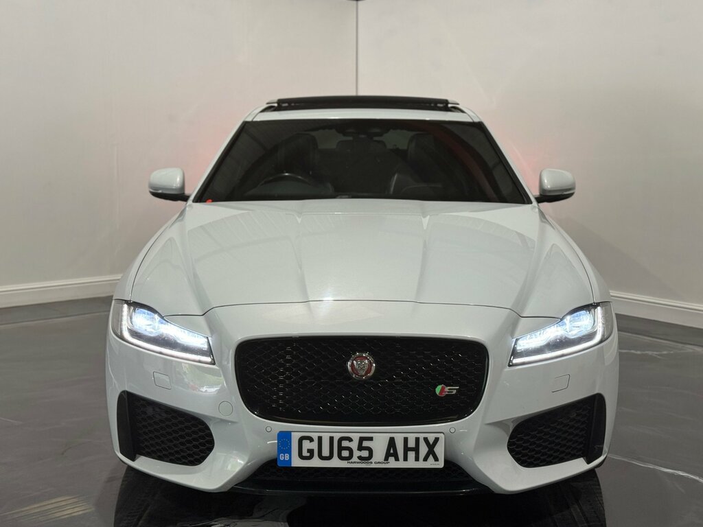 Jaguar XF 3.0D V6 S Saloon Euro 6 Ss 300 GU65AHX White #2