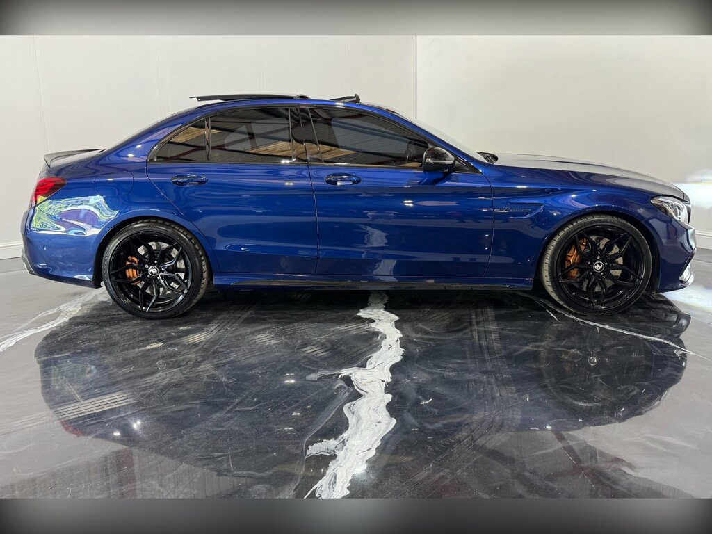 Mercedes-Benz C Class 4.0 C63 V8 Biturbo Amg Premium Saloon HG65XVE Blue #4