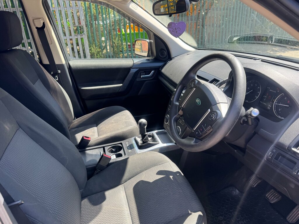 Land Rover Freelander 2 2.2 Td4 Black And White Suv 4Wd Y21ORW Black #5