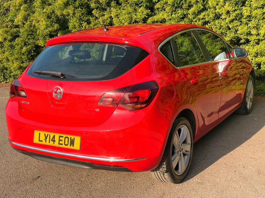 Vauxhall Astra 1.6 16V Sri Euro 5 LY14EOW Red #6