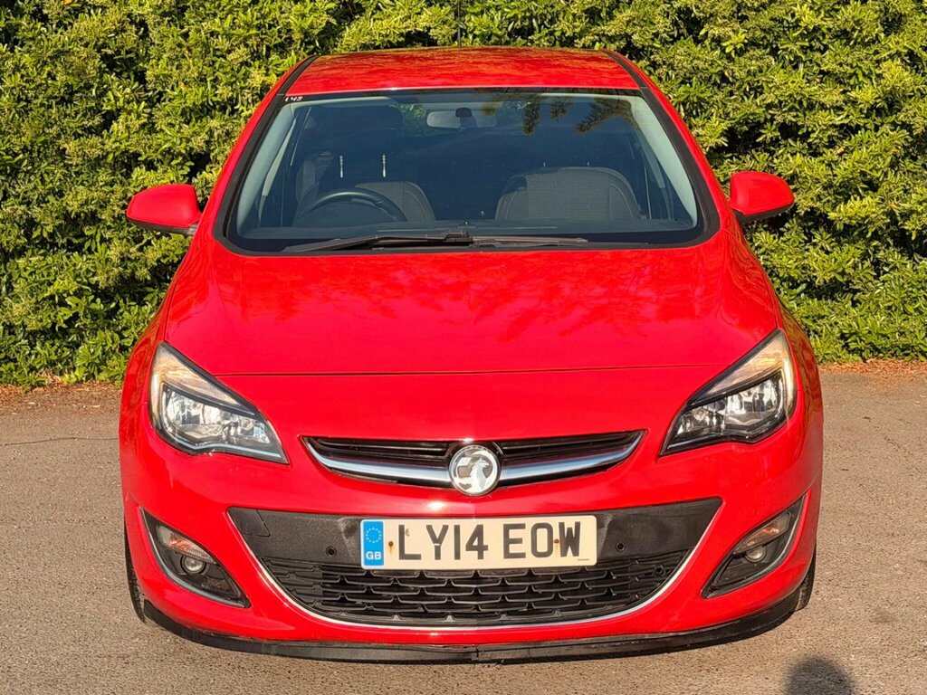 Vauxhall Astra 1.6 16V Sri Euro 5 LY14EOW Red #2