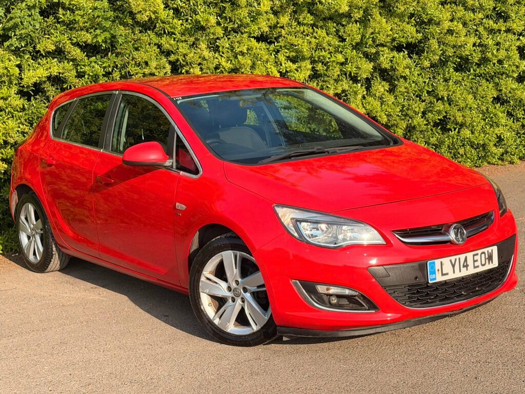 Vauxhall Astra 1.6 16V Sri Euro 5 LY14EOW Red #4