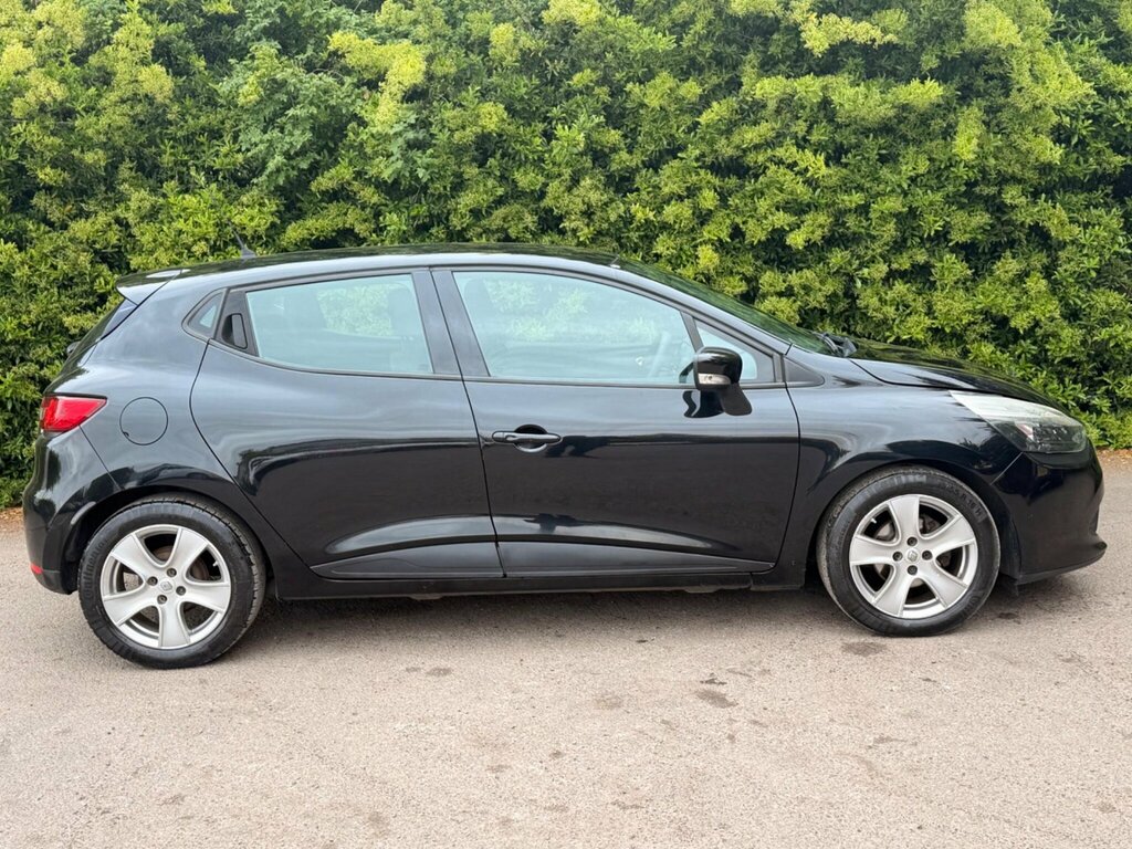 Renault Clio 1.2 16V Play Euro 6 DN65UTY Black #5