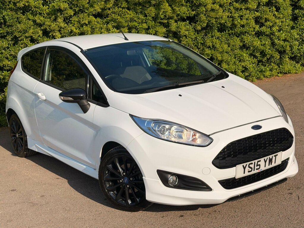Ford Fiesta 1.0T Ecoboost Zetec S Euro 6 Ss White