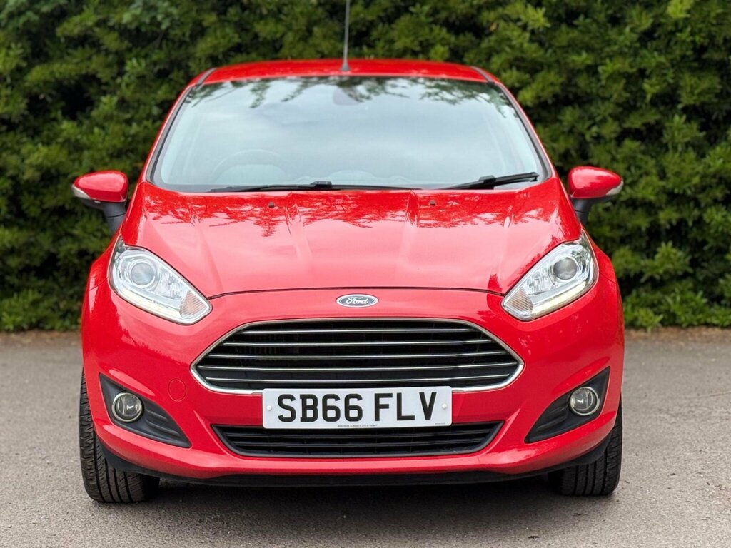 Ford Fiesta 1.0T Ecoboost Titanium Euro 6 Ss SB66FLV Red #2