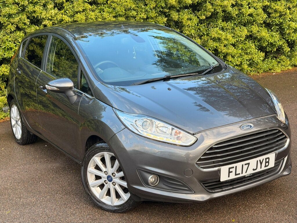 Ford Fiesta 1.0T Ecoboost Titanium Euro 6 Ss FL17JYB Grey #3