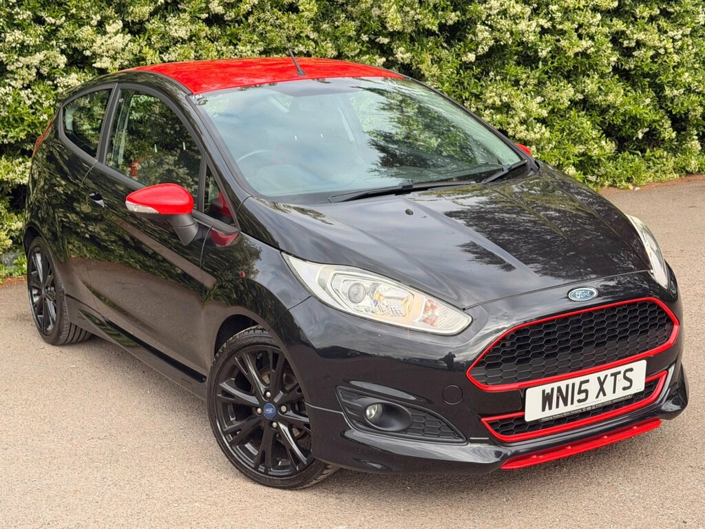 Ford Fiesta 1.0T Ecoboost Zetec S Black Edition Euro 6 Ss 3 WN15XTS Black #4