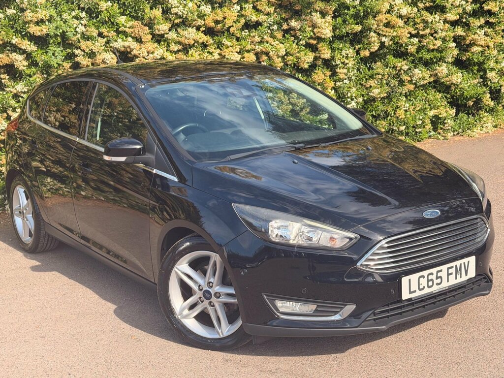 Ford Focus 1.0T Ecoboost Titanium Euro 6 Ss Black
