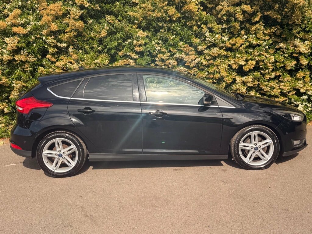 Ford Focus 1.0T Ecoboost Titanium Euro 6 Ss LC65FMV Black #5