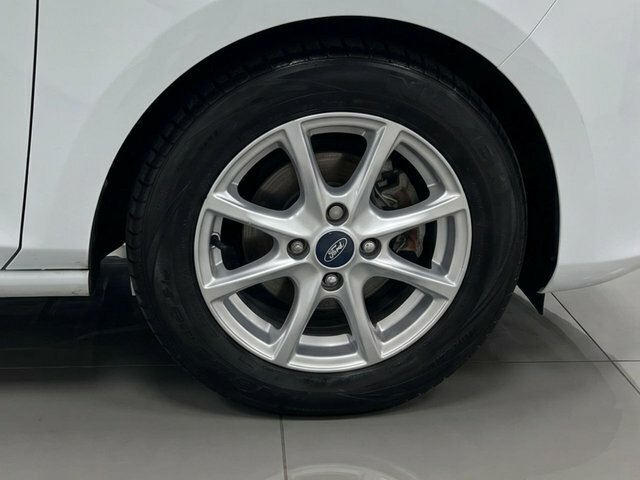 Ford Fiesta Ecoboost Zetec Hatchback VK18ZZP White #2