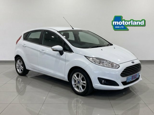 Ford Fiesta Ecoboost Zetec Hatchback White
