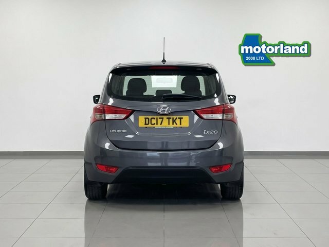 Hyundai Ix20 Se Nav Hatchback DC17TKT Grey #5