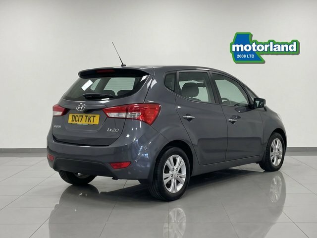 Hyundai Ix20 Se Nav Hatchback DC17TKT Grey #6