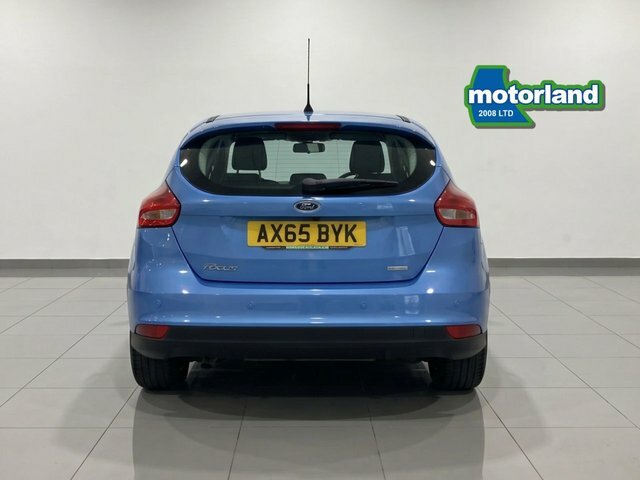 Ford Focus Ecoboost Titanium Hatchback AX65BYK Blue #5