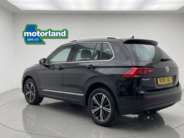 Volkswagen Tiguan Tdi Se Navigation Suv ND18JDX Black #4