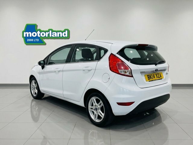 Ford Fiesta Zetec Hatchback BK14XZA White #4