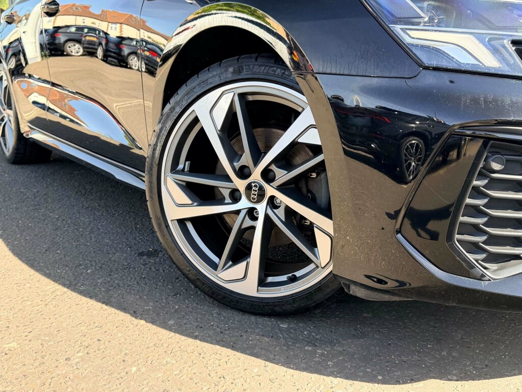 Audi A3 Black Edition 35 Tfsi Mhev Sa RO73KJF #2