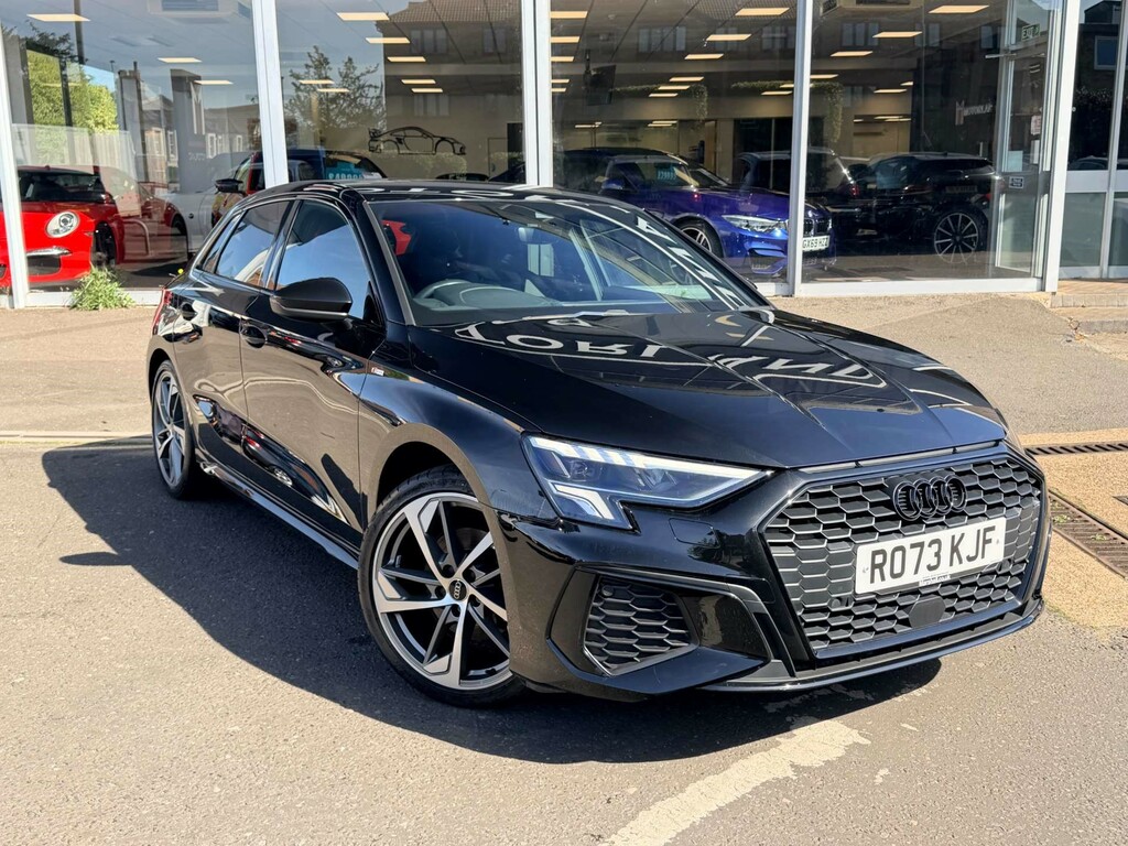 Audi A3 Black Edition 35 Tfsi Mhev Sa