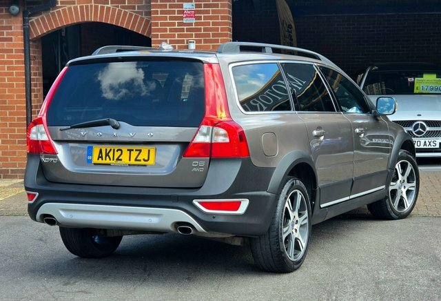 Volvo XC70 2012 2.4 D5 Se Lux Geartronic Awd Euro 5 Grey #4