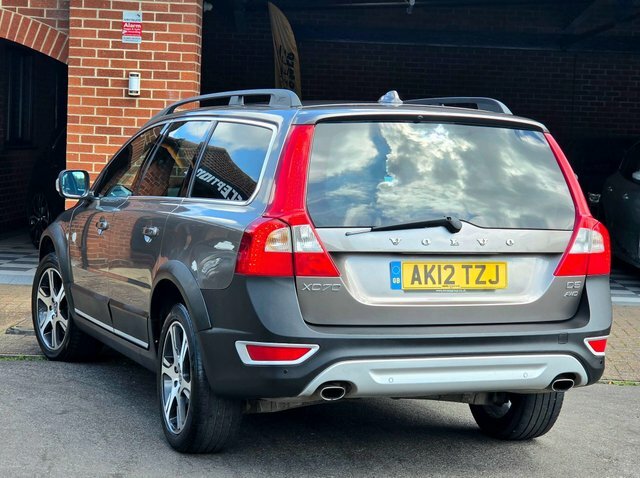 Volvo XC70 2012 2.4 D5 Se Lux Geartronic Awd Euro 5 Grey #3