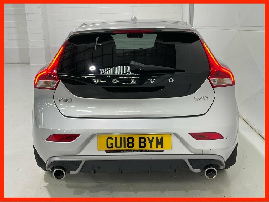 Volvo V40 2.0 D4 R-design Nav Plus Hatchback GU18BYM Silver #4