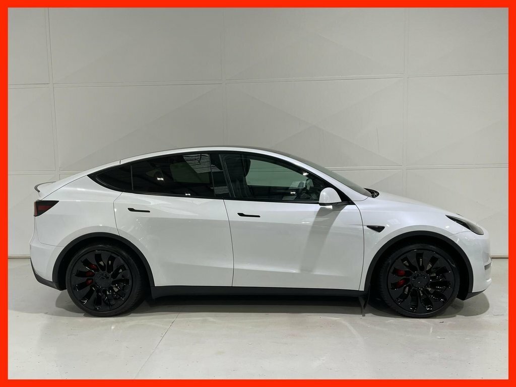 Tesla Model Y Dual Motor Performance Suv 4Wd WU24EYG White #3
