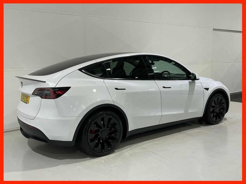 Tesla Model Y Dual Motor Performance Suv 4Wd WU24EYG White #4
