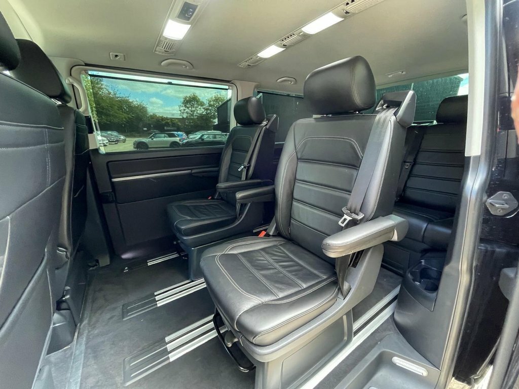 Volkswagen Caravelle Executive Silver #25