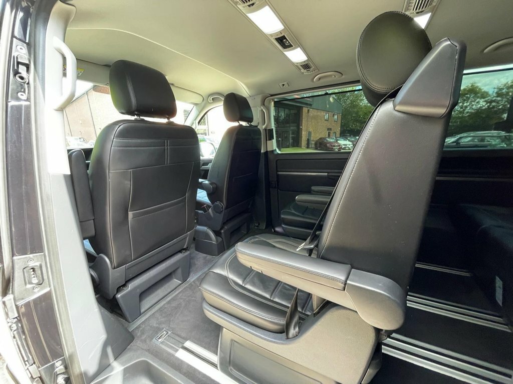 Volkswagen Caravelle Executive Silver #24