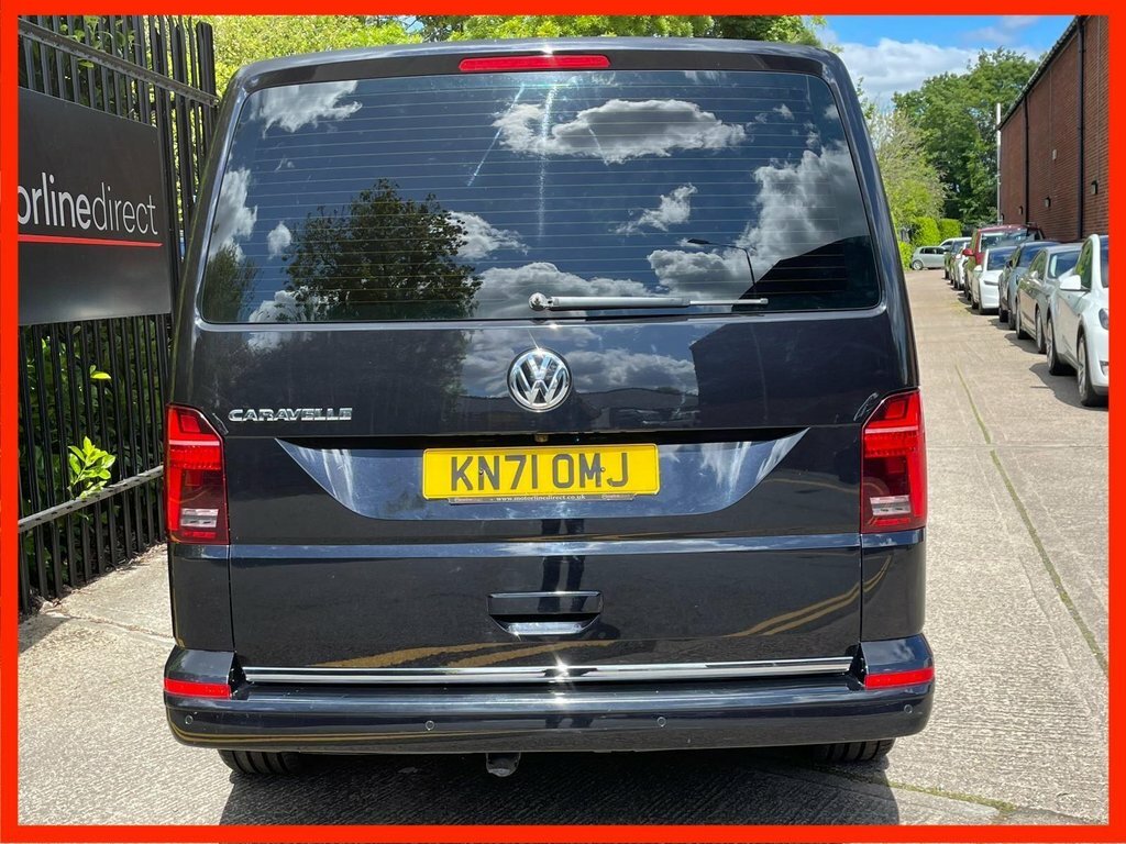 Volkswagen Caravelle Executive Silver #5
