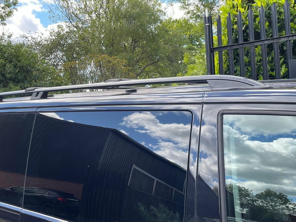 Volkswagen Caravelle Executive Silver #28