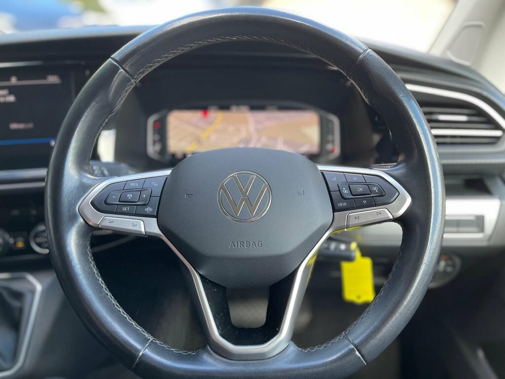 Volkswagen Caravelle Executive Silver #9