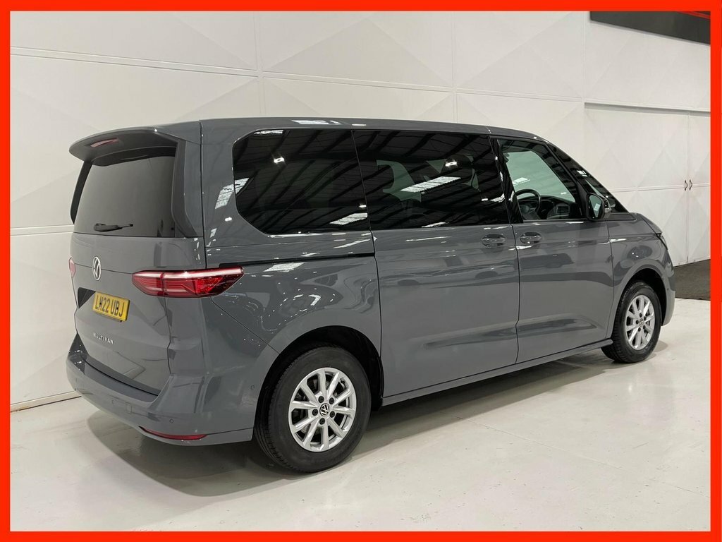 Volkswagen Multivan 1.5 Tsi Life Mpv Dsg Euro 6 S S 136 Grey #4