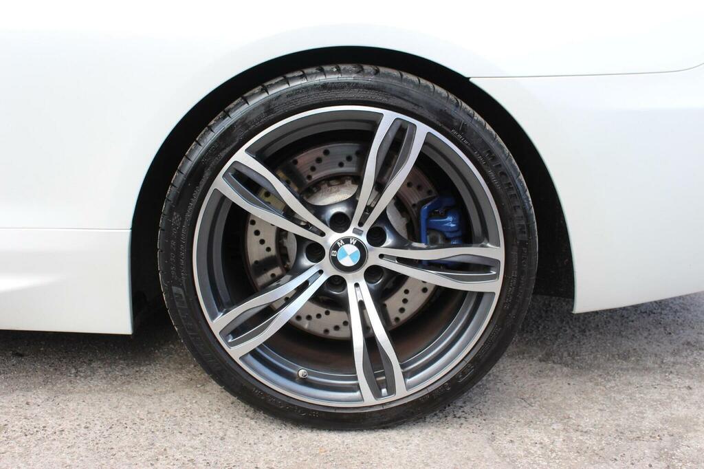 BMW M6 M6 Auto White #74