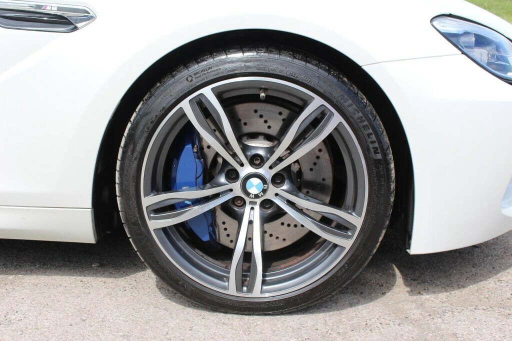 BMW M6 M6 Auto White #94