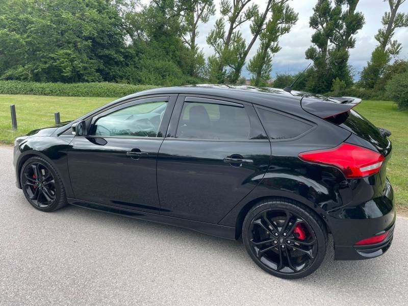 Ford Focus 2.0T Ecoboost St-3 - 2017 17 LS17ZGP Black #5