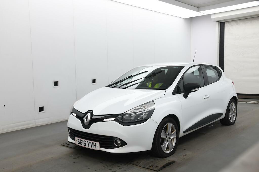 Renault Clio 1.2 16V Play Euro 6 SG16YVH White #2
