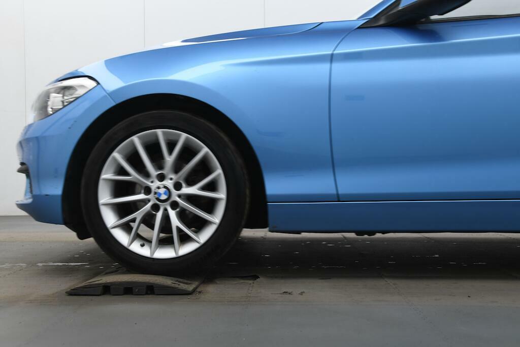 BMW 1 Series 1.5 118I Se Euro 6 Ss SR19LDE Blue #5