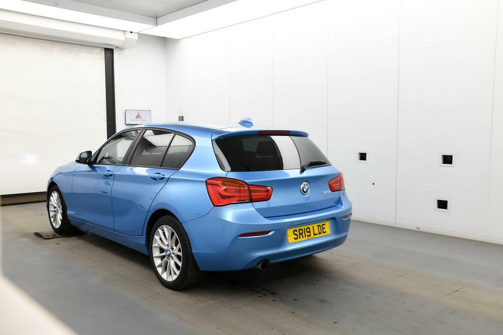 BMW 1 Series 1.5 118I Se Euro 6 Ss SR19LDE Blue #3