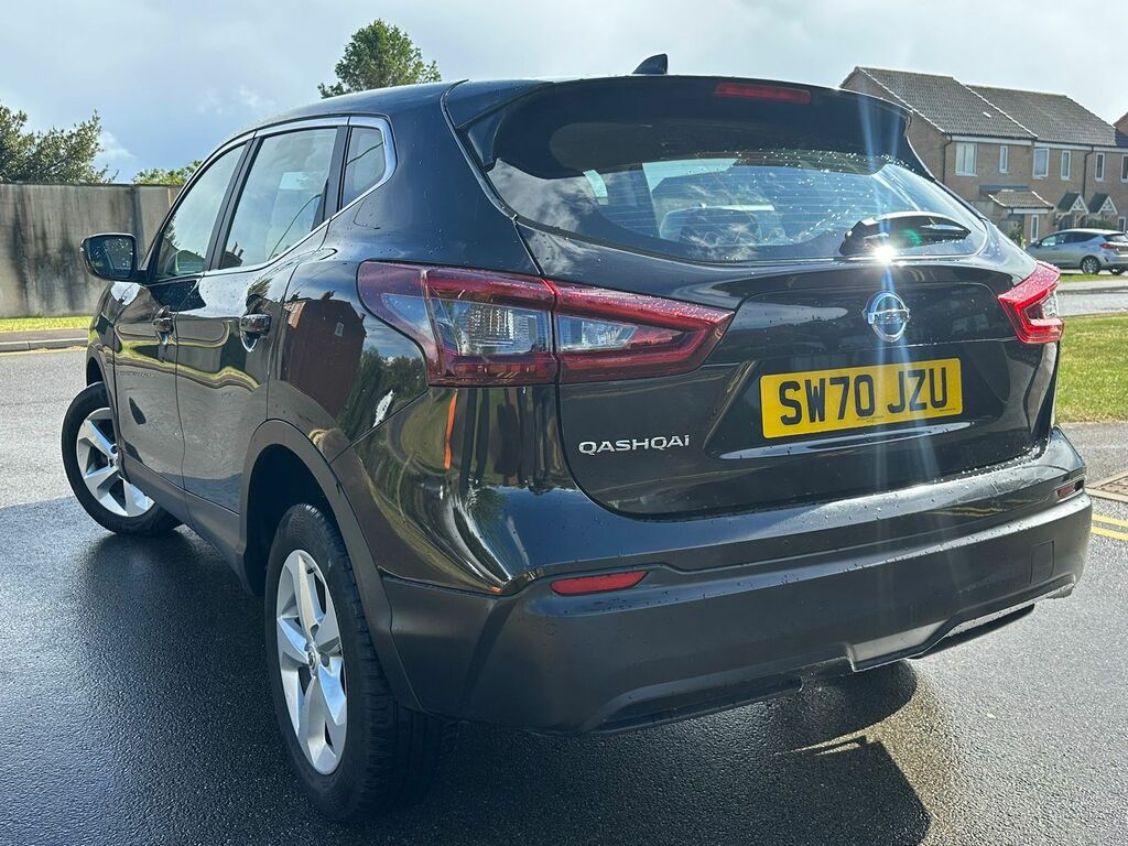Nissan Qashqai 1.3 Dig-t Acenta Premium Suv Eur SW70JZU Black #4