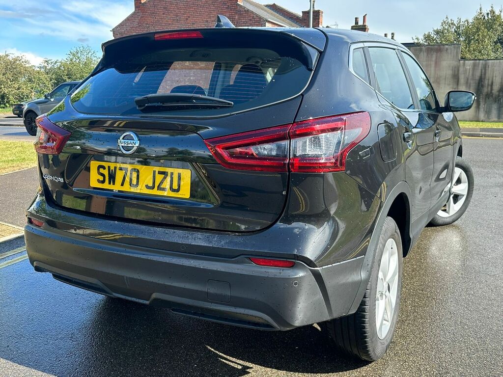 Nissan Qashqai 1.3 Dig-t Acenta Premium Suv Eur SW70JZU Black #6