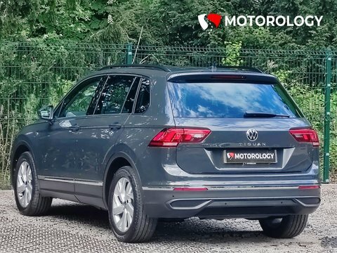 Volkswagen Tiguan 1.5 Tsi Life FV21NZP Grey #5