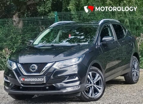 Nissan Qashqai 1.2 Dig-t N-connecta DS18LKP Black #2