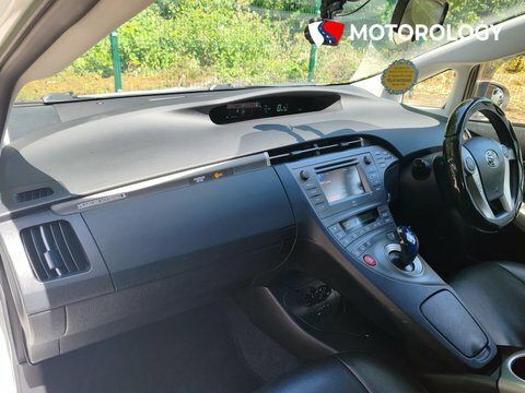 Toyota Prius 1.8 Vvt-h Hatchback White #6